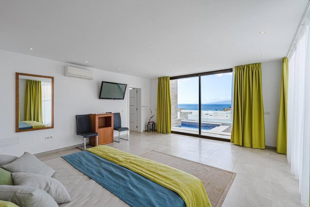 Villa Riviera De 4 Dormitorios Con Piscina. Costa Adeje Dış mekan fotoğraf