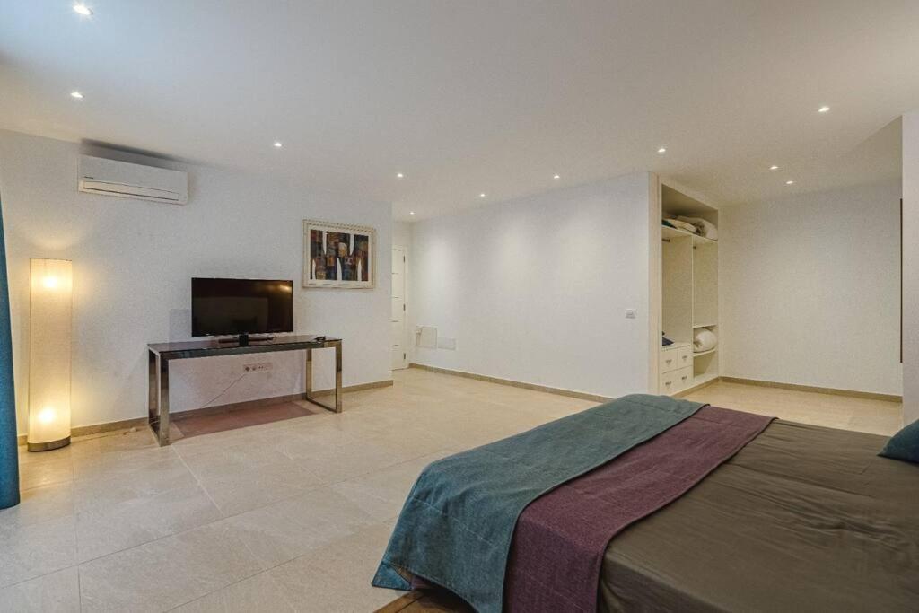Villa Riviera De 4 Dormitorios Con Piscina. Costa Adeje Dış mekan fotoğraf